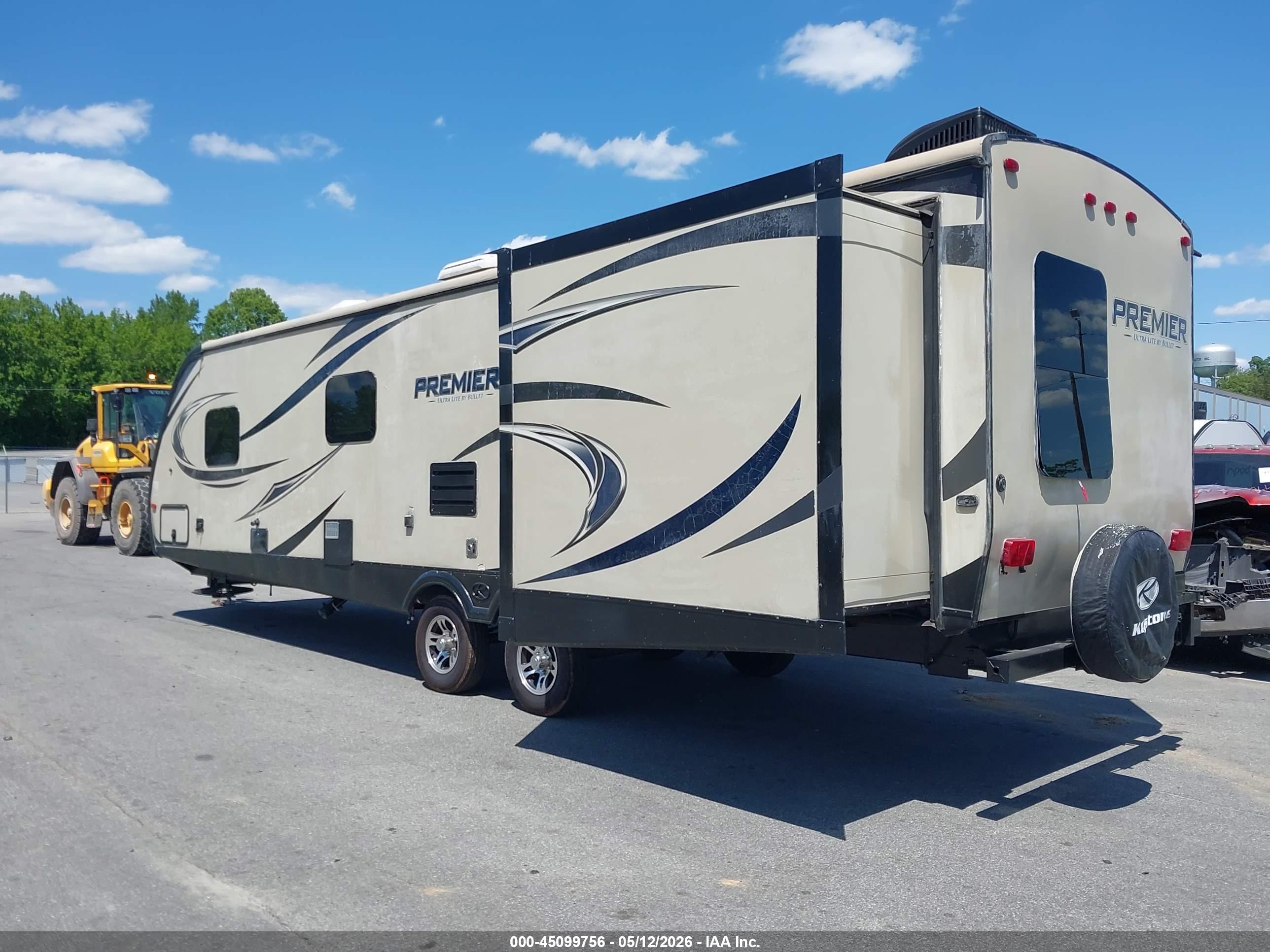 2017 KEYSTONE Keystone — VIN 4YDT31B20HD423476 — photo 3